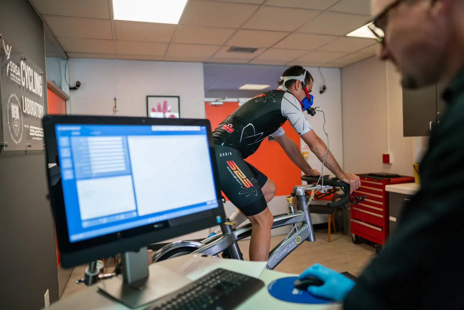 Full metabolic profiling session on a WAHOO KICKR